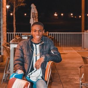 Meet your Posher, Cameron